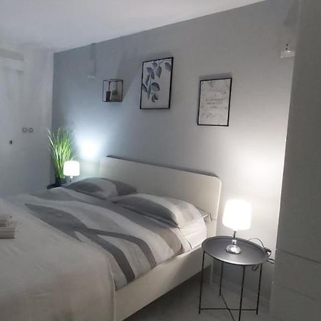 Studio Apartments Igor Vrsar Εξωτερικό φωτογραφία
