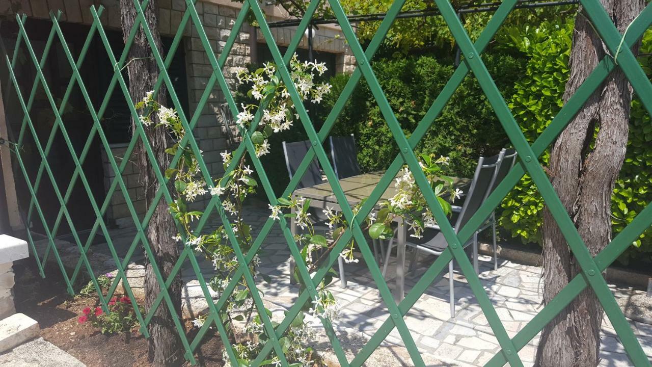 Studio Apartments Igor Vrsar Εξωτερικό φωτογραφία